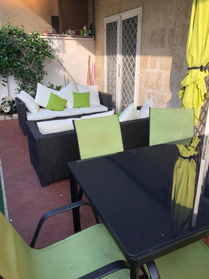 Ferienwohnung Aria Di Mare Lido di Ostia Exterior foto