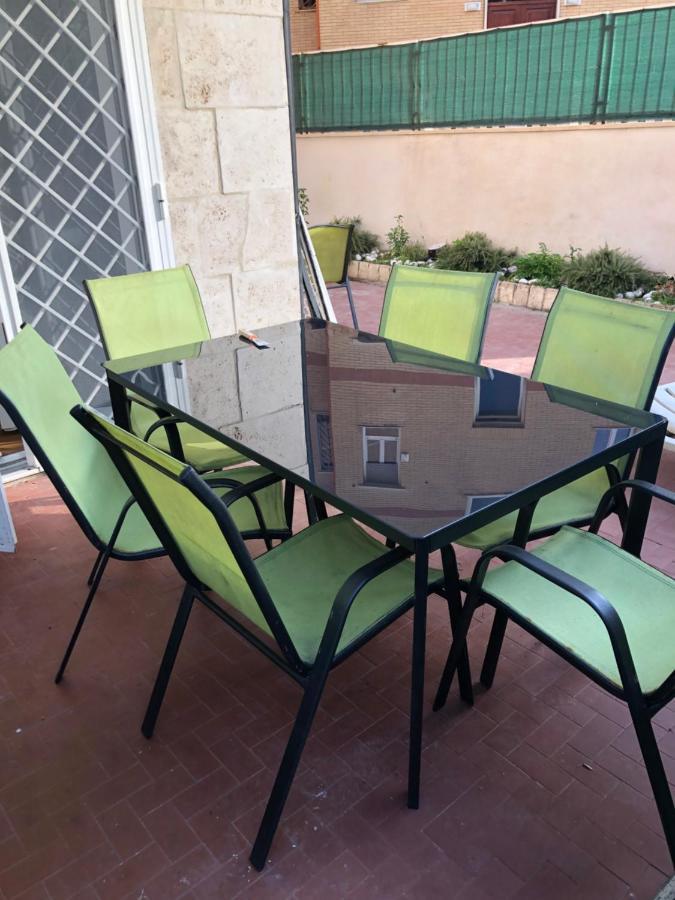 Ferienwohnung Aria Di Mare Lido di Ostia Exterior foto